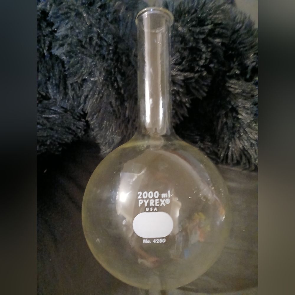 Pyrex 2000ml Round Bottom Flask